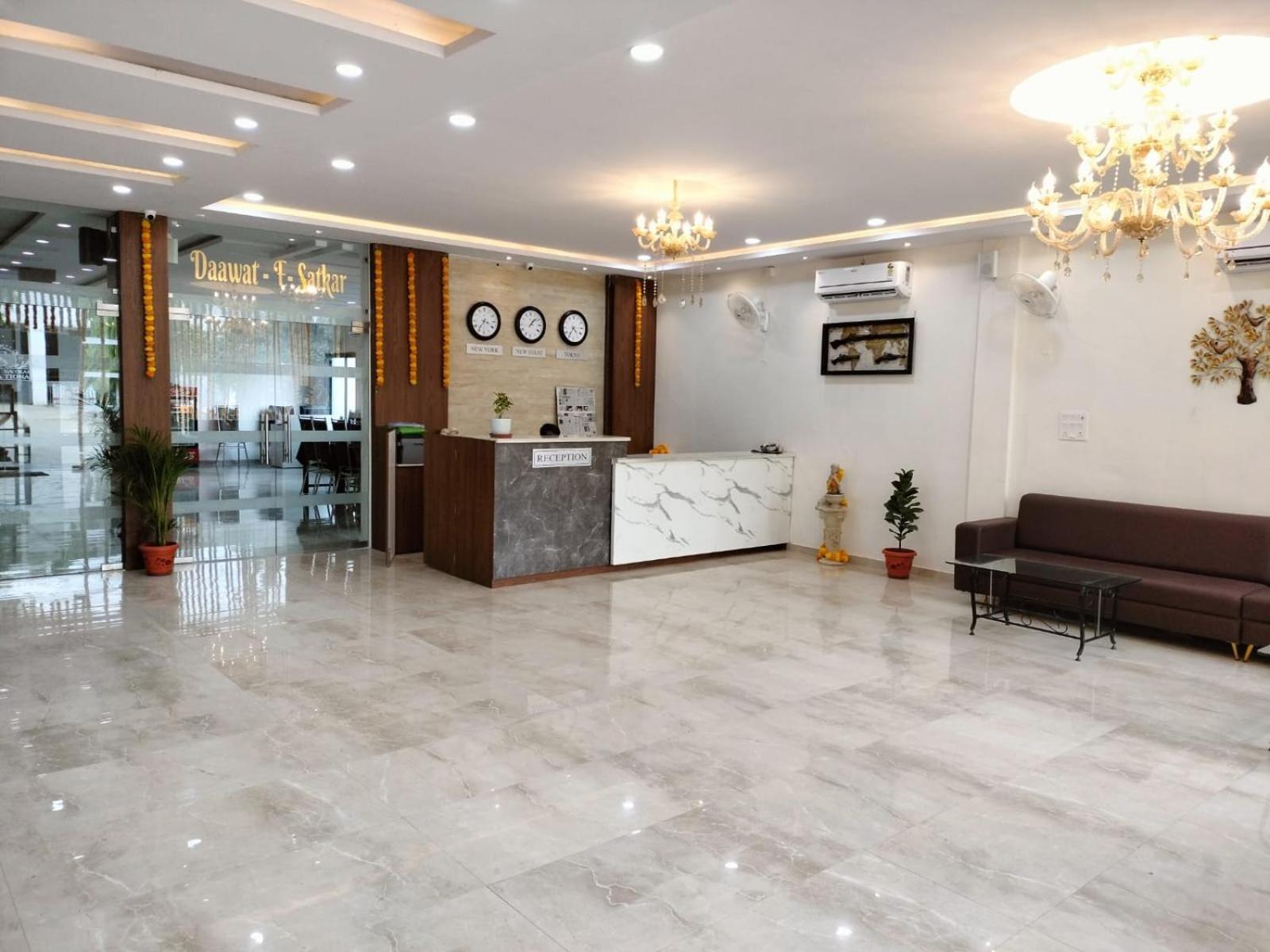 Hotel Satkar International Chhindwara Exterior photo